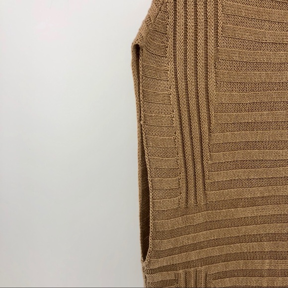 WHBM Tan Knit Sweater Shell Vest - Picture 4 of 10